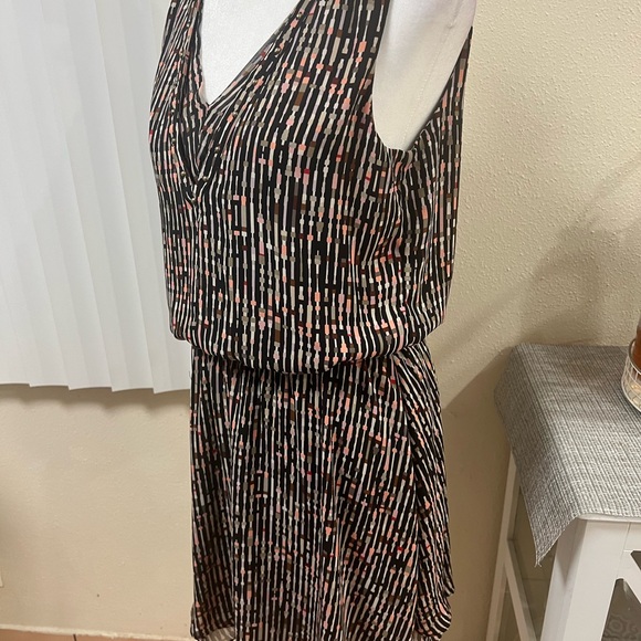 WHITE HOUSEE BLACK MARKET MIDI DRESS SIZE 4 - Picture 12 of 16